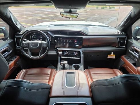 Used 2022 GMC Sierra 1500 Denali Ultimate image 22