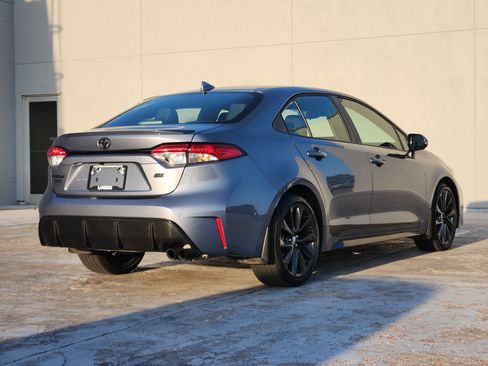 Used 2025 Toyota Corolla SE FWD image 8