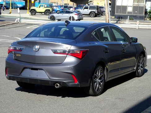 Used 2019 Acura ILX image 7