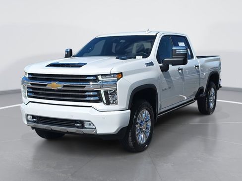 Used 2023 Chevrolet Silverado 2500 High Country w/ Z71 Off-Road Package image 7