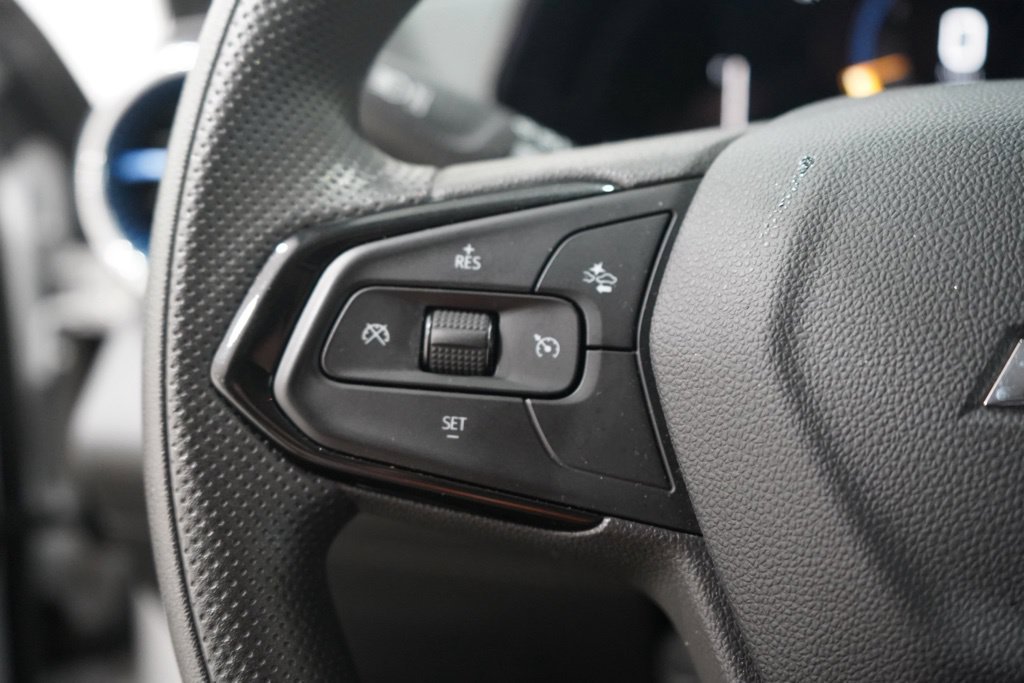 Used 2025 Chevrolet Trax LT FWD image 20