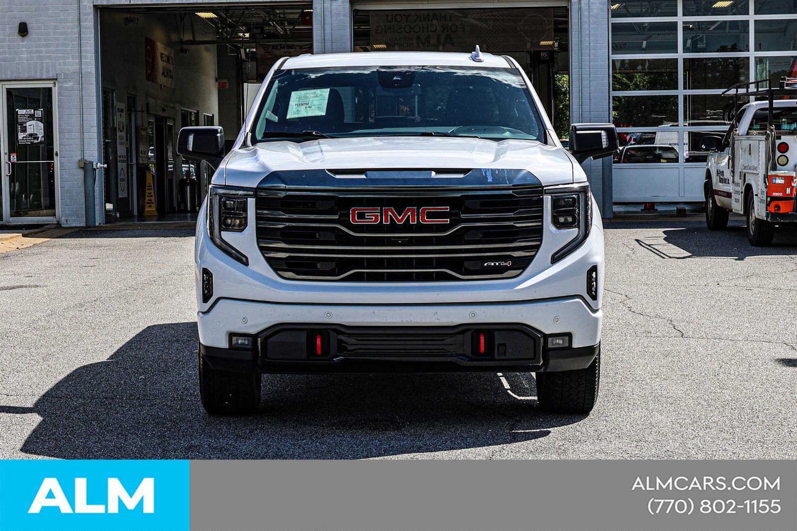 Used 2023 GMC Sierra 1500 AT4 w/ AT4 Preferred Package AWD/4WD image 11