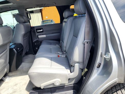 Used 2008 Toyota Sequoia Limited RWD image 22