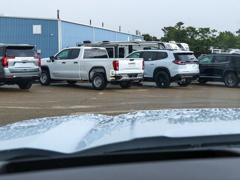 New 2026 GMC Sierra 1500 Denali Ultimate w/ LPO, Black Badging Package AWD/4WD image 20