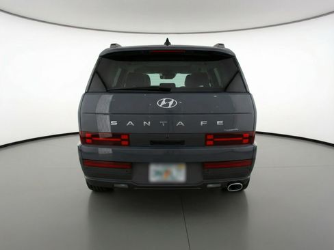 Used 2025 Hyundai Santa Fe SEL FWD image 7