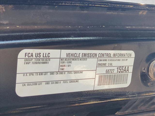 Used 2026 Jeep Gladiator Mojave AWD/4WD image 25