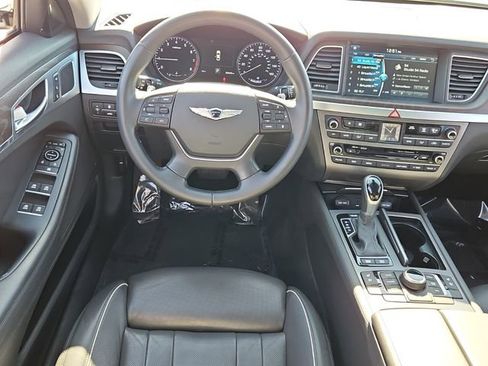 Used 2017 Genesis G80 3.8 w/ Option Group 03 image 15