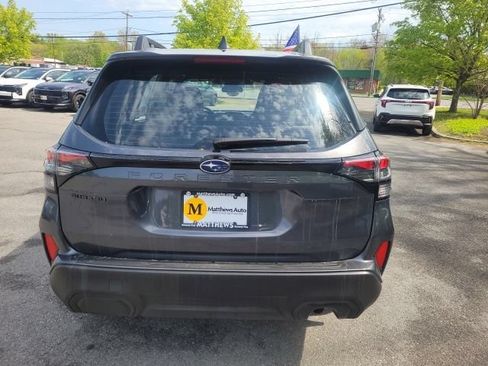 Used 2025 Subaru Forester AWD/4WD image 4