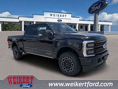 New 2025 Ford F350 Platinum w/ FX4 Off-Road Package