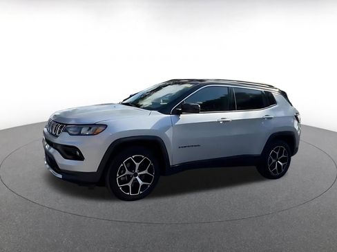 Used 2025 Jeep Compass Limited AWD/4WD image 7