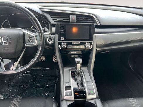 Used 2019 Honda Civic Sport image 11