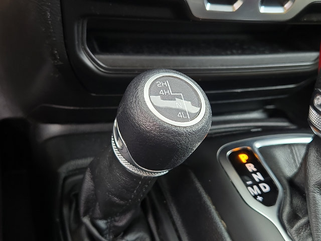 Used 2020 Jeep Wrangler Sport AWD/4WD image 17