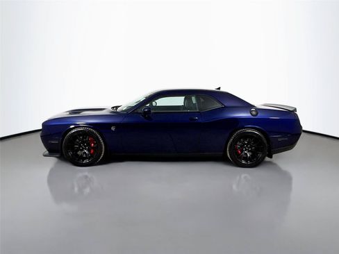 Used 2015 Dodge Challenger SRT Hellcat RWD image 6