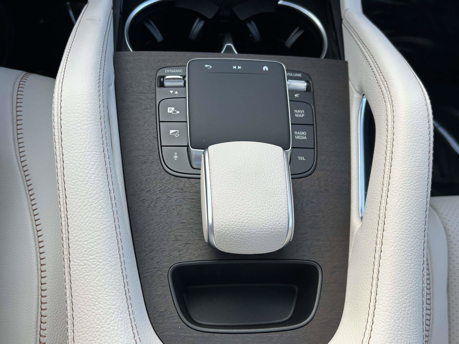 New 2027 Mercedes-Benz GLE 450 4MATIC image 30