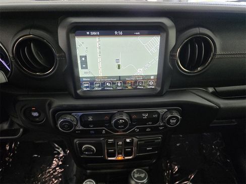 Certified 2021 Jeep Wrangler Unlimited Sahara image 22