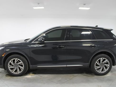 Used 2024 Lincoln Corsair AWD image 6