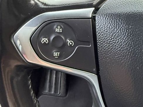 Used 2019 Chevrolet Traverse LT w/ LT Premium Package image 19