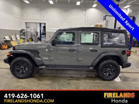 Used 2020 Jeep Wrangler Unlimited Sport image 1