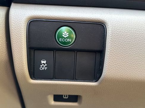 Used 2016 Honda Accord LX image 26