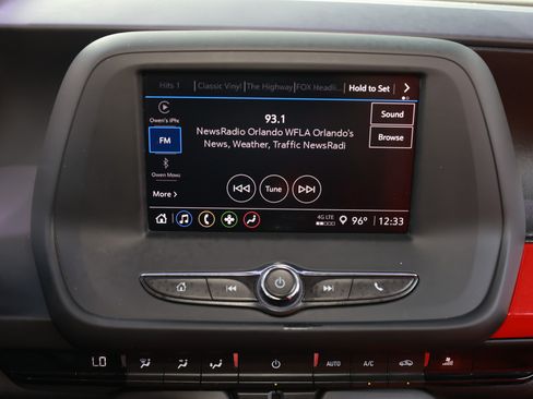 Used 2022 Chevrolet Camaro LT RWD image 37