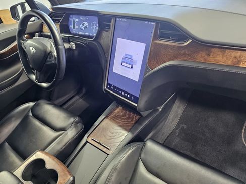 Used 2021 Tesla Model X Long Range AWD/4WD image 5