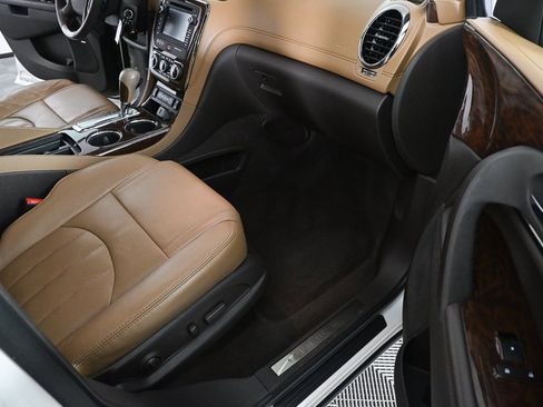 Used 2015 Buick Enclave Leather image 22