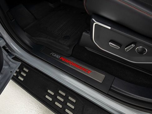 Used 2025 Ford F150 Raptor image 38