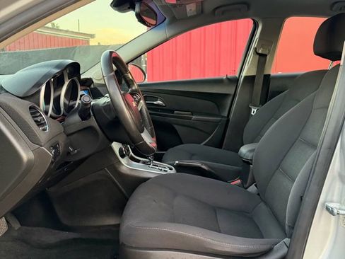 Used 2012 Chevrolet Cruze LT image 16