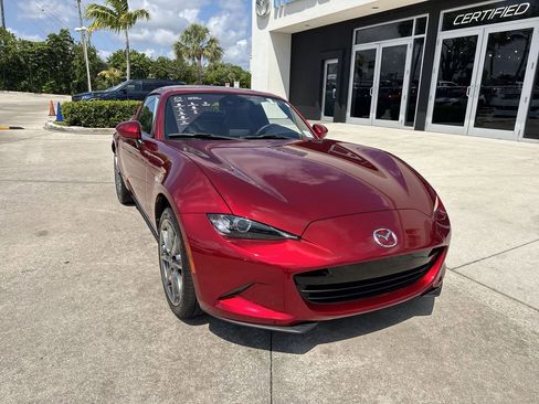 Used 2023 MAZDA MX-5 Miata RF Grand Touring RWD image 7