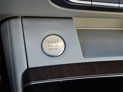 Certified 2024 Audi Q5 2.0T Premium Plus image 28