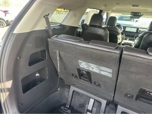Certified 2024 Kia Carnival SX image 15