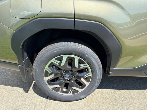 New 2026 Subaru Forester Premium AWD/4WD image 10