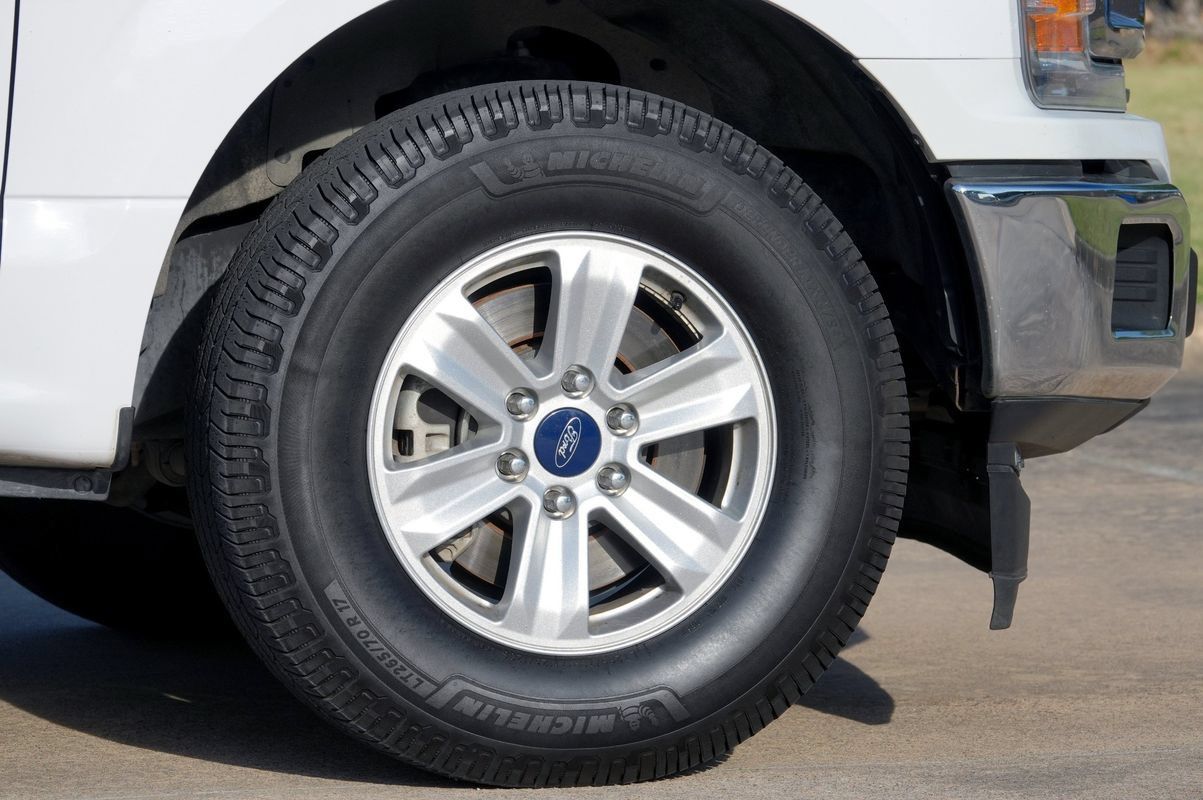 Used 2018 Ford F150 XLT w/ Equipment Group 301A Mid RWD image 30