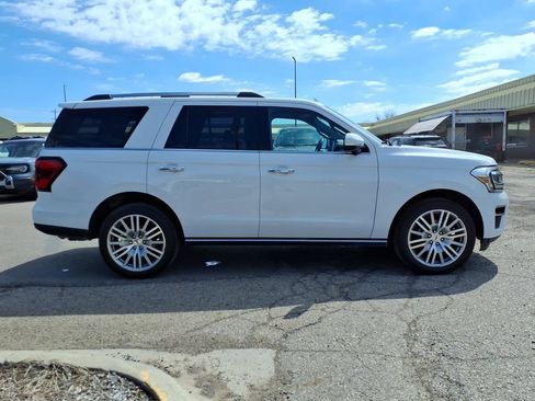 Certified 2023 Ford Expedition Limited AWD/4WD image 6