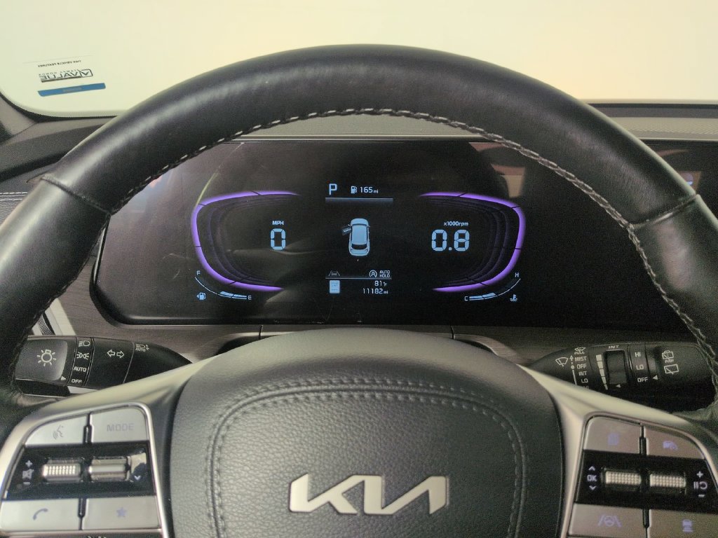 Used 2025 Kia Telluride AWD image 42