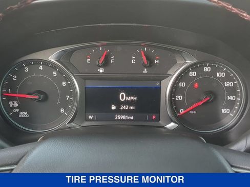 Used 2024 Chevrolet Equinox RS AWD/4WD image 12