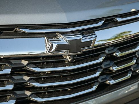 New 2026 Chevrolet Equinox LT FWD image 10
