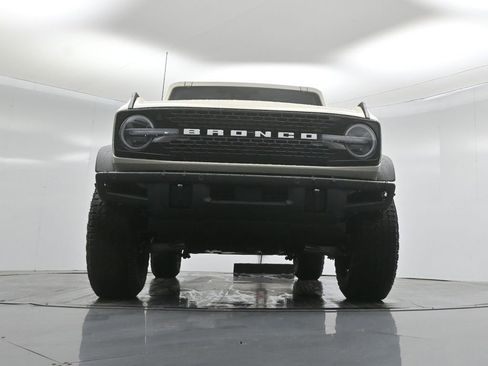 New 2026 Ford Bronco Badlands image 45