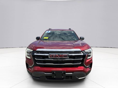 Used 2025 GMC Terrain Elevation w/ Elevation Premium Package AWD/4WD image 16