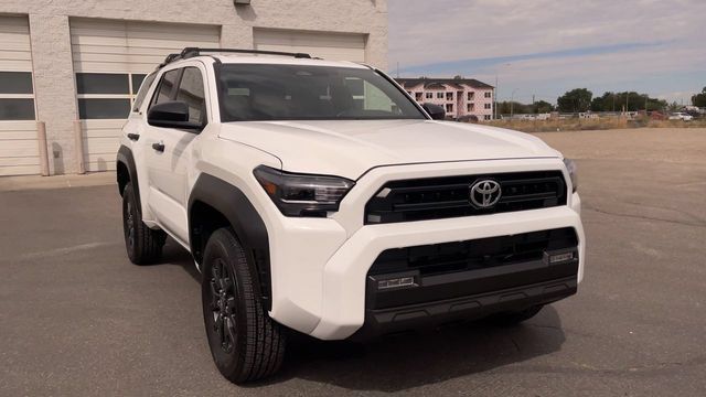 Used 2025 Toyota 4Runner SR5 AWD/4WD image 4