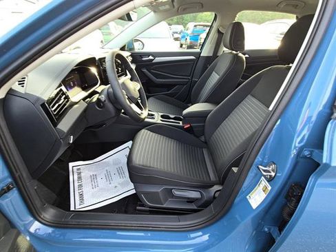 New 2025 Volkswagen Jetta S image 5