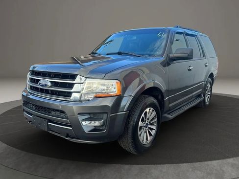 Used 2017 Ford Expedition XLT w/ Equipment Group 202A image 1