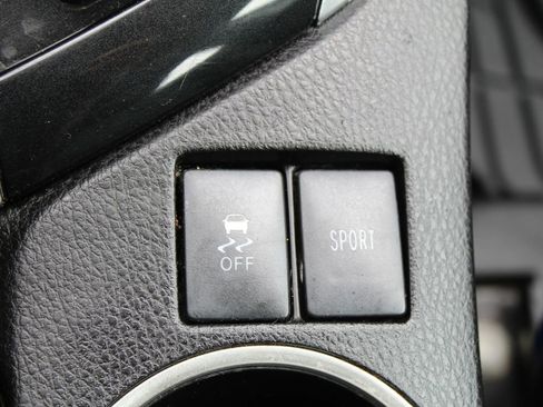 Used 2018 Toyota Corolla SE w/ Carpet Mat Package (TMS) image 23