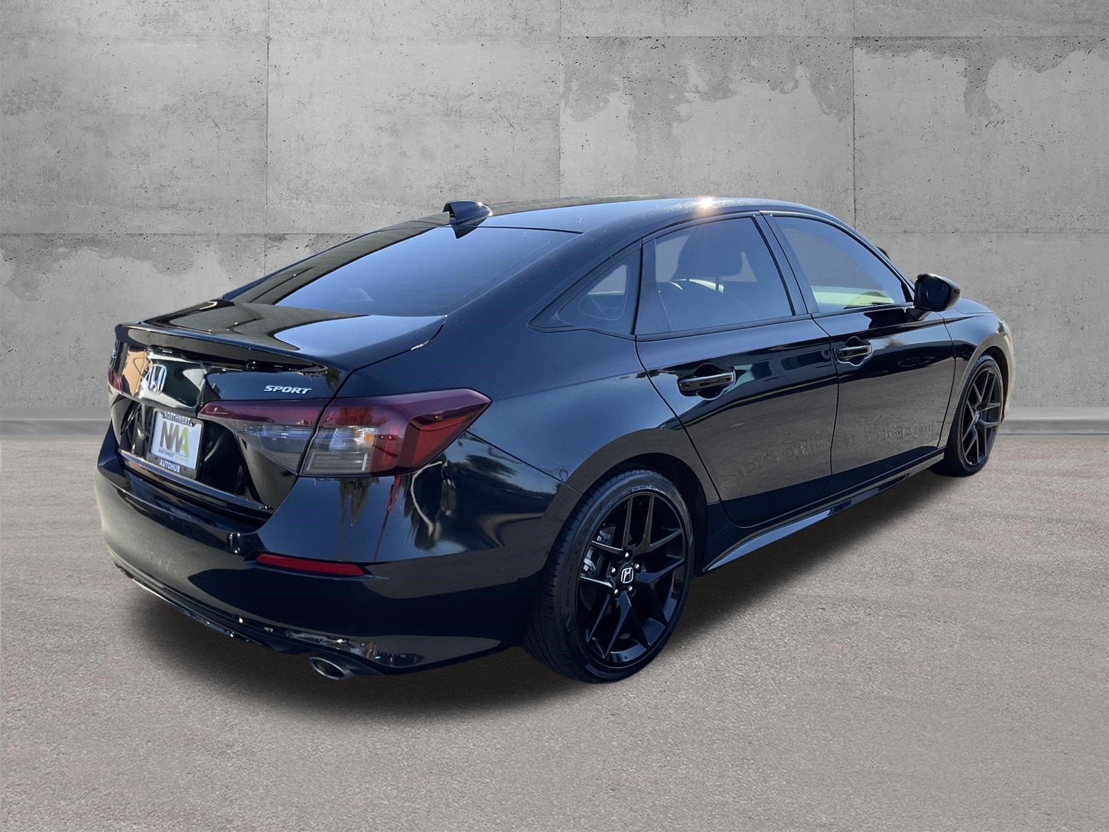 Used 2025 Honda Civic Sport image 3