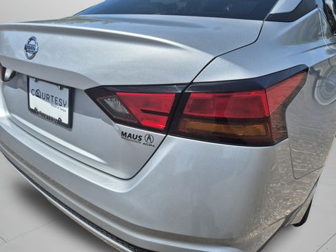 Certified 2022 Nissan Altima 2.5 S FWD image 34