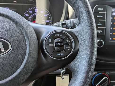 Used 2020 Kia Soul S FWD image 25