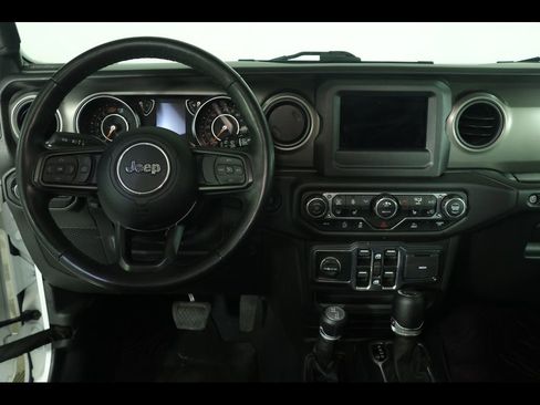 Used 2022 Jeep Wrangler Unlimited Willys image 15