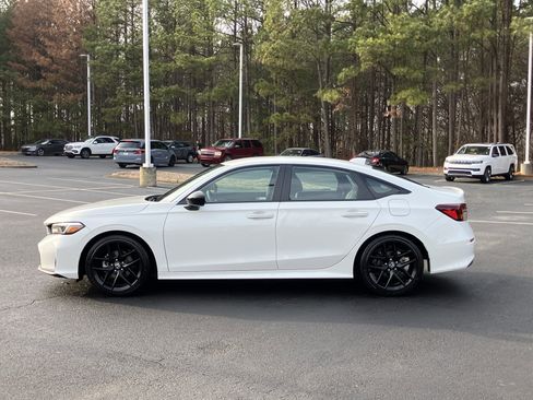 Used 2025 Honda Civic Sport image 7