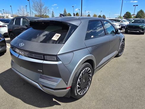 Used 2024 Hyundai Ioniq 5 Limited image 5