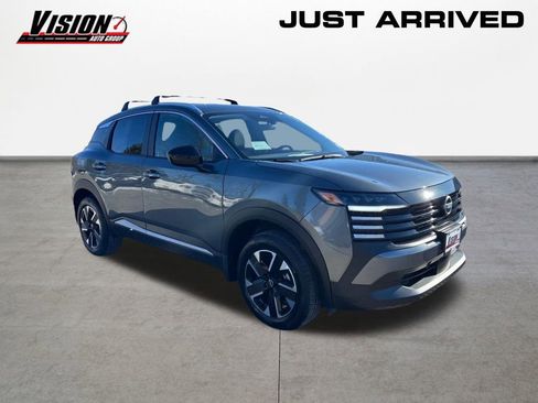 New 2026 Nissan Kicks SV w/ Cold Weather Package image 3